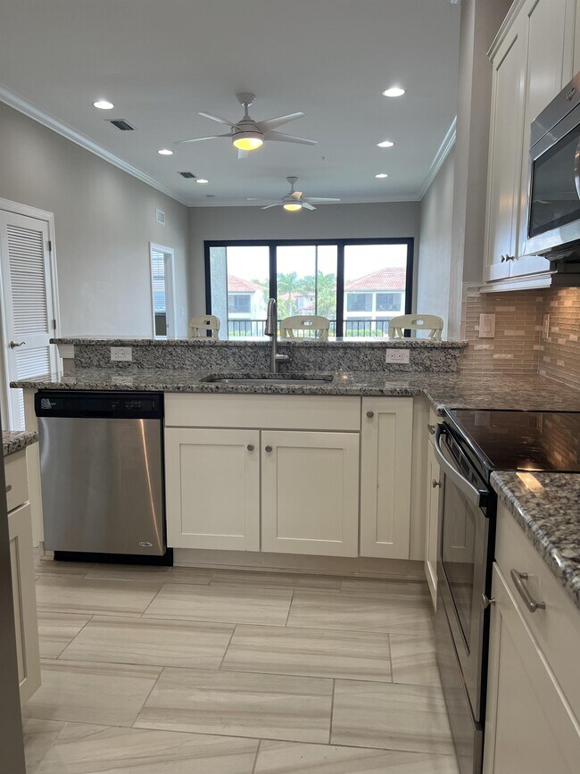 Foto del edificio - 15114 Palmer Lake Cir