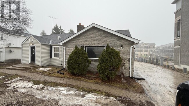 Photo du bâtiment - 1551 19th Ave