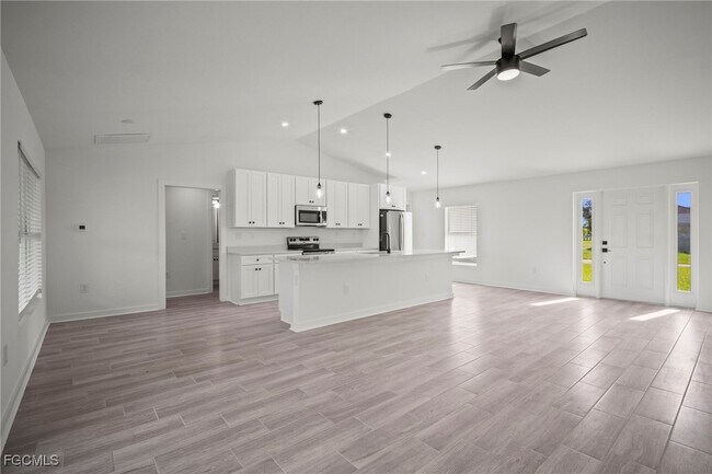 Foto del edificio - 116 NW 23rd Ave