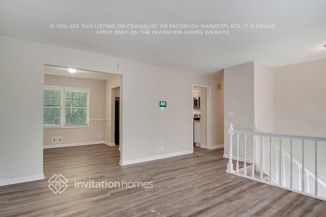 Building Photo - 4424 Malibu Dr