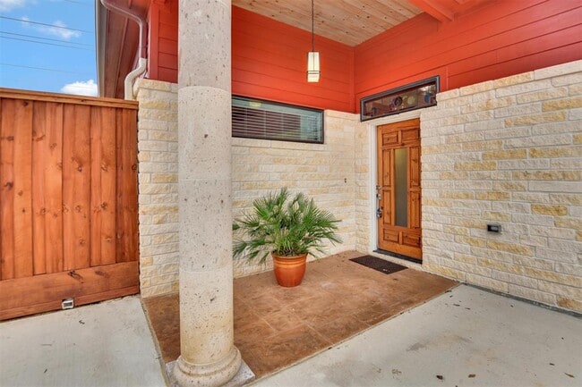 Building Photo - 4100 S Texas Ave