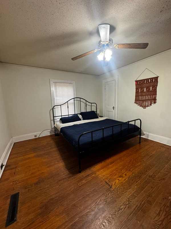 Foto del edificio - 1008 Mable Ave