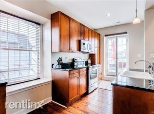 Building Photo - 1 br, 1 bath  - 219 N 19th St # U41