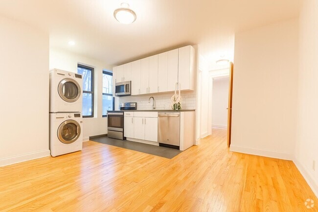 Building Photo - 282 Cabrini Blvd