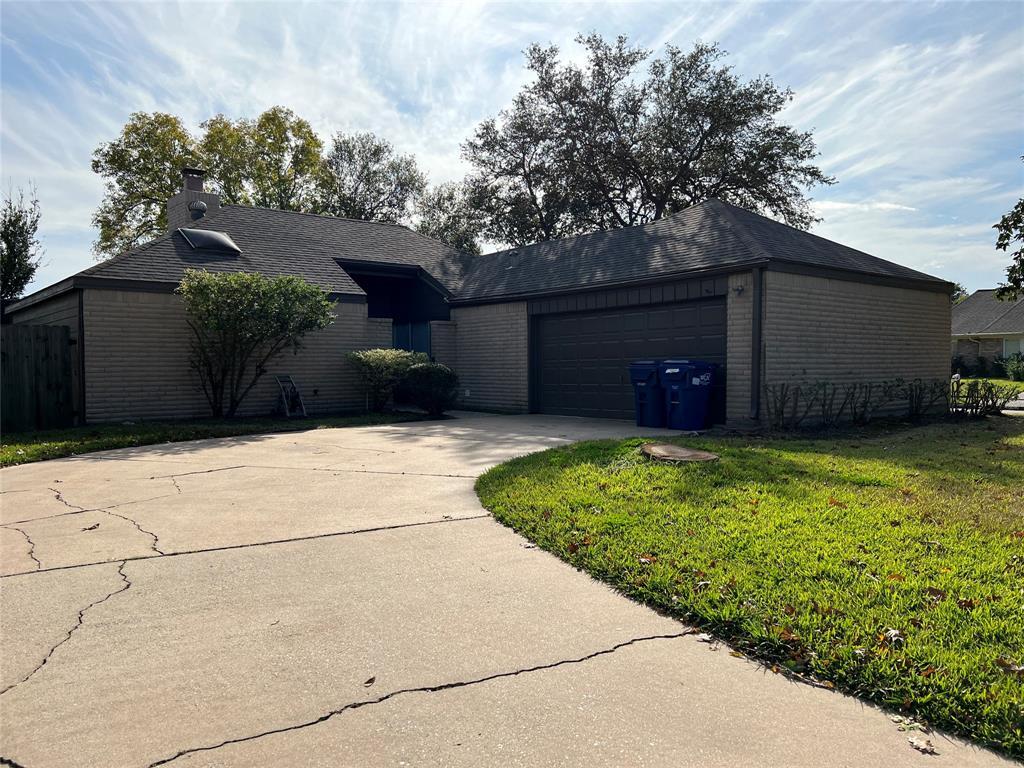 Foto principal - 15115 Corona Del Mar Dr