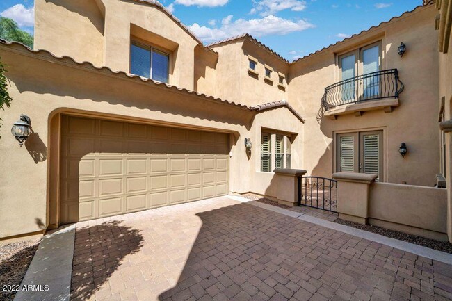 Building Photo - 4120 E Woodside Way