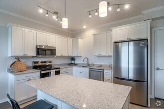 2BR, 2.5BA - 1,409SF - Kitchen - Brookgreen Townhomes