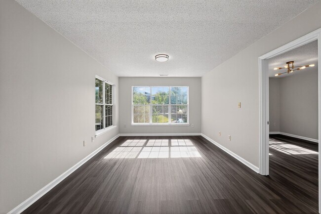 Foto del edificio - 4246 Villas Dr