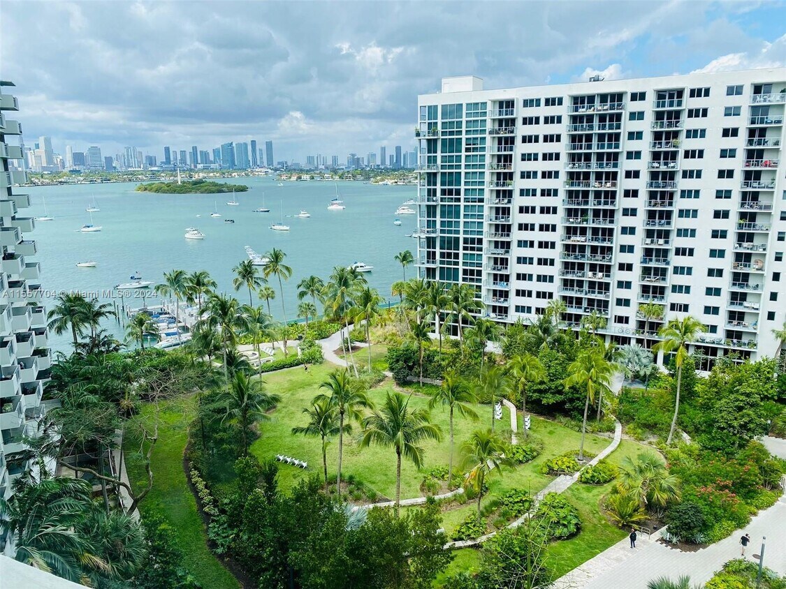 Foto principal - 1500 Bay Rd