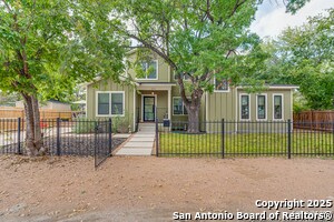 Building Photo - 211 Gibson
