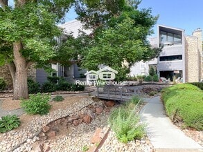 Building Photo - 6420 S Dayton St