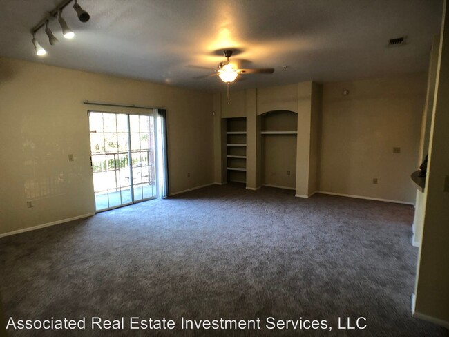 Building Photo - 132 Vista Verdi Cir