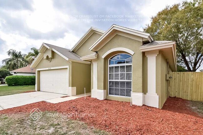 Building Photo - 6127 Weatherwood Cir