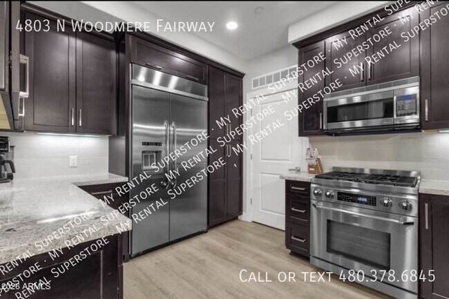 Foto del edificio - 4803 N Woodmere Fairway