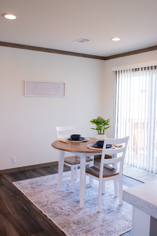 Foto del edificio - 6105 E McKinney St