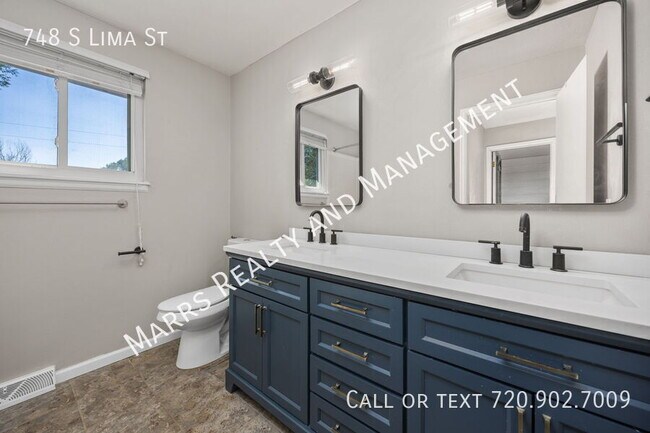 Building Photo - 748 S Lima St