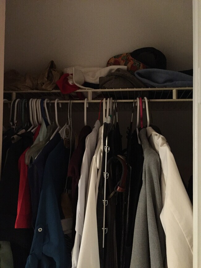 Foto del edificio - 12802 Ardennes Ave