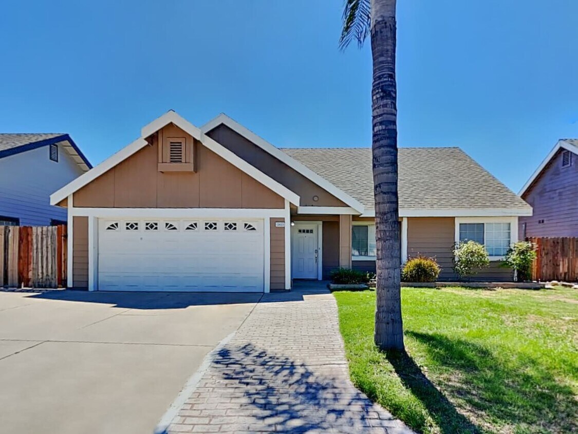 Primary Photo - 13833 Cobblestone Ct