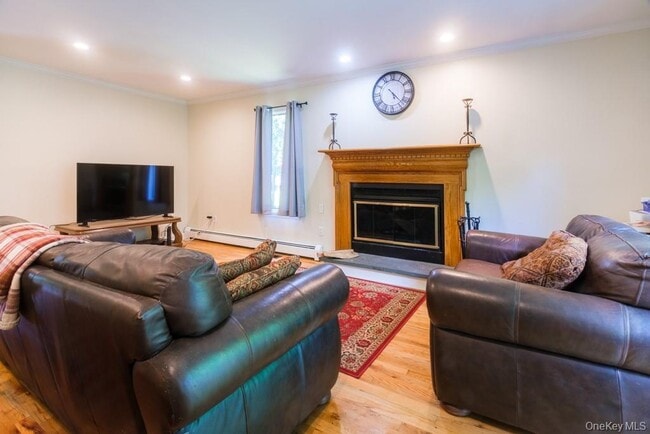 Building Photo - 64 Furnace Woods Rd