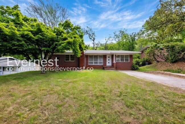 Foto del edificio - 4 Bed/2 Bath Home with Modern Amenities / Pet-Friendly / Vouchers Accepted / Available Now!