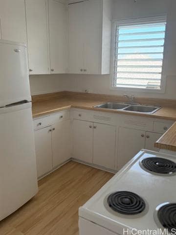 Building Photo - 3878 Sierra Dr
