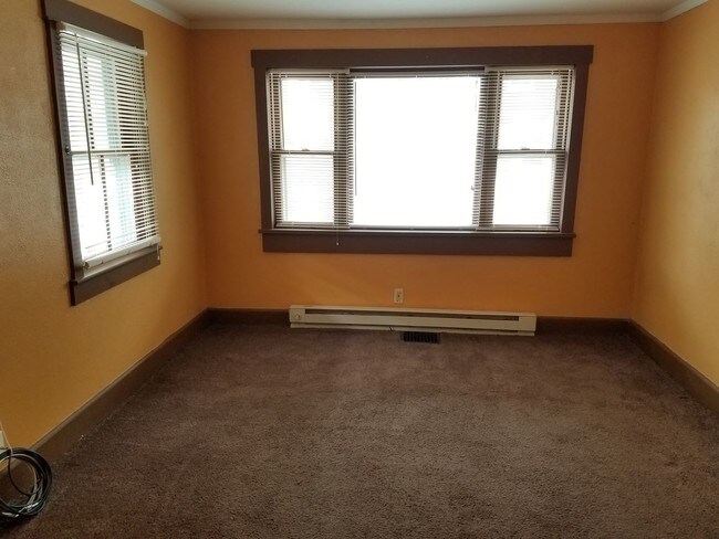 Foto del edificio - 12-14 W Gramby St