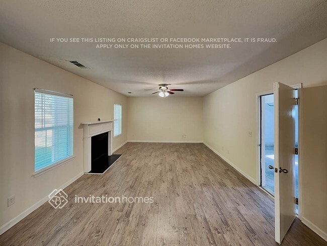 Building Photo - 3969 Craggy Perch