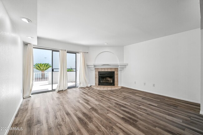 Foto del edificio - 220 N 22nd Pl