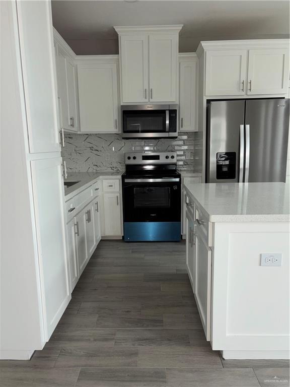 Foto del edificio - 19 Briggs Rd