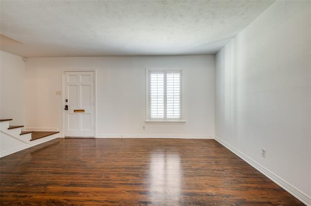 Building Photo - 6465 Bordeaux Ave