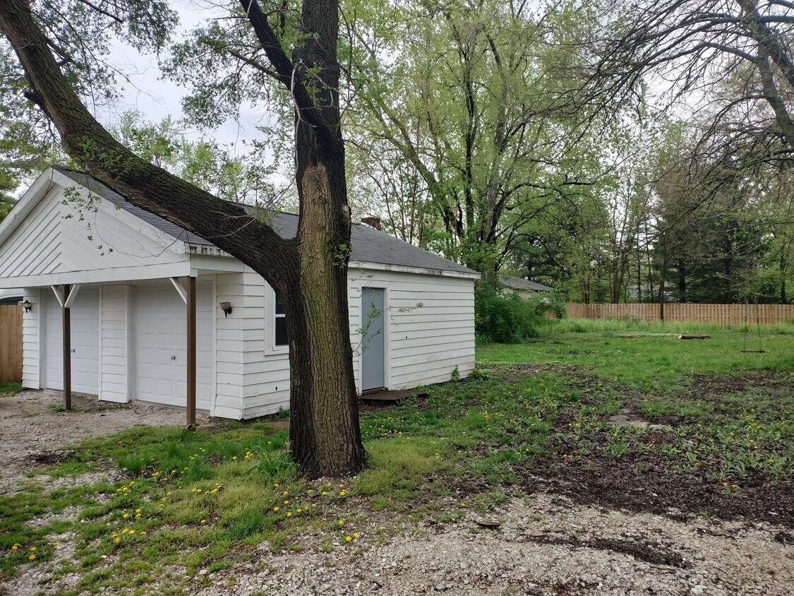 3S179 State Route 59 Unit Upstairs, Warrenville, IL 60555 - 3S179 State  Route 59 Warrenville, IL 60555 | Apartments.com