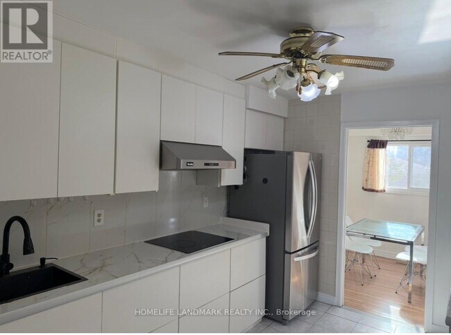 Photo du bâtiment - 58 Muirlands Dr