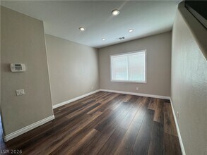 Building Photo - 11225 Sweet Cicely Ave