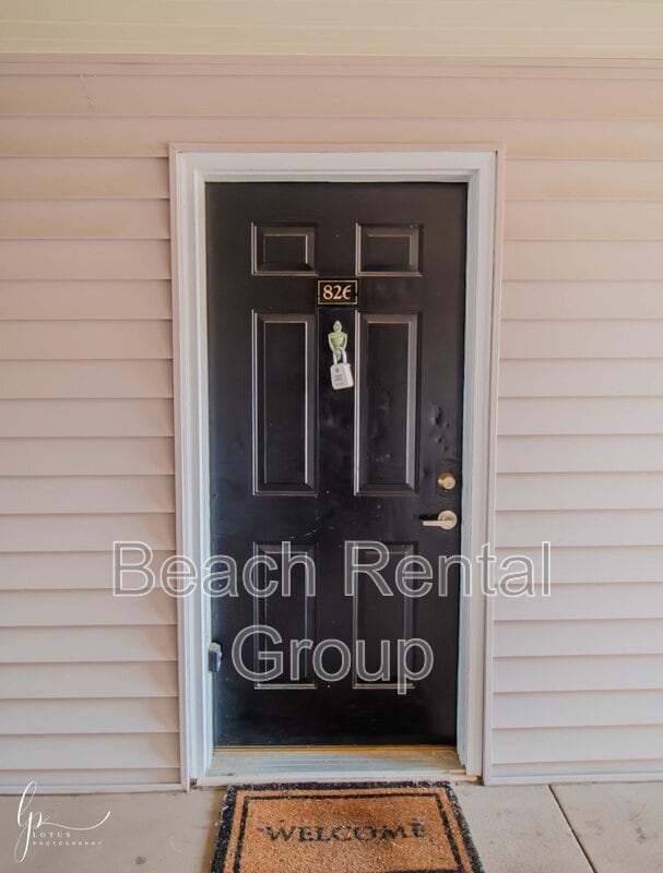 Building Photo - 3774 Hitchcock Way