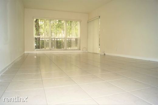Foto del edificio - 2 br, 2 bath  - The Landings Unit 5