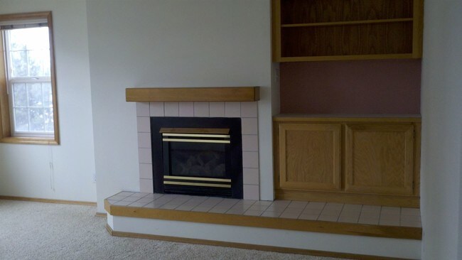 Foto del edificio - 8207 N Ridgewood Dr