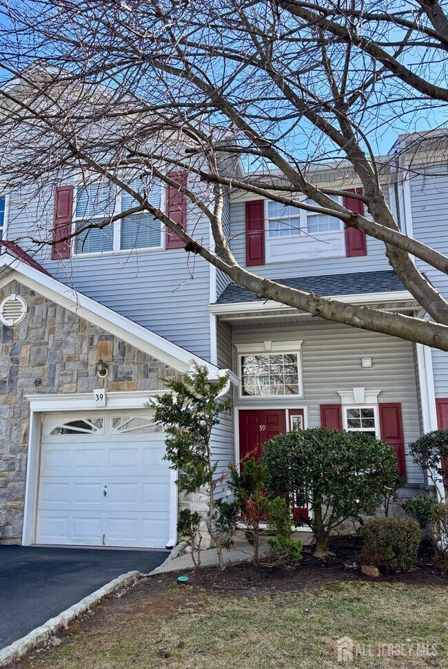 Foto del edificio - 39 Rozalyn Ln