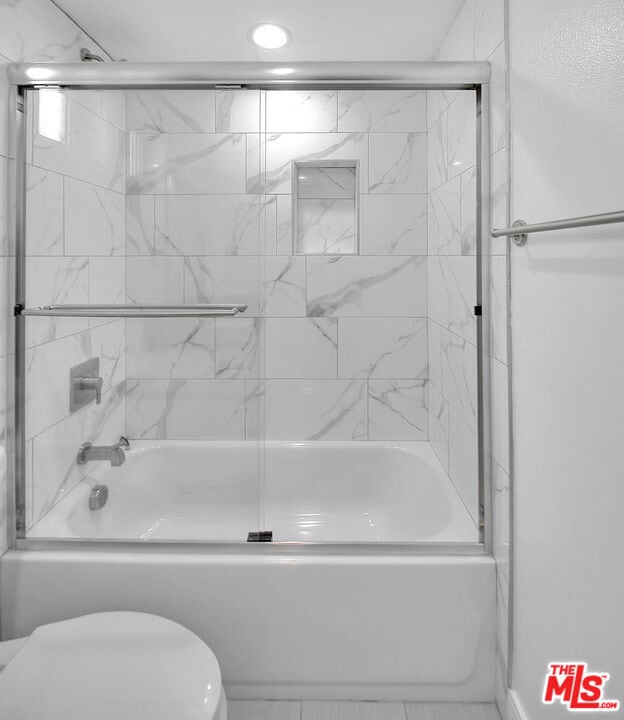 Building Photo - 967 1/2 Wilton Pl