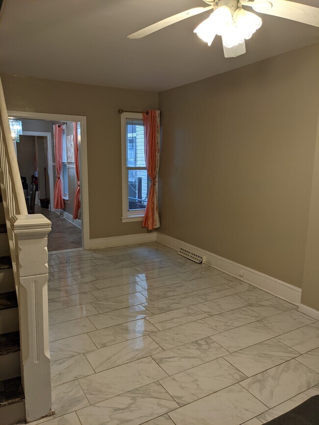 Foto del edificio - 1127 Church St