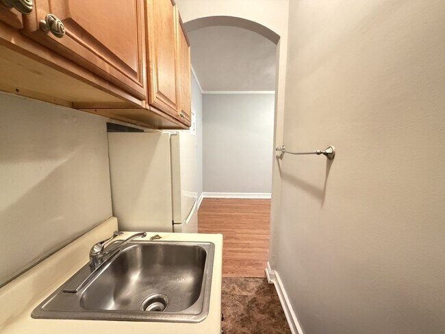 Foto del edificio - 2849 N Burling St