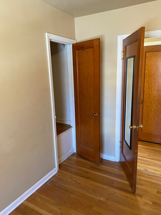 Foto del edificio - 1504 E Uintah St