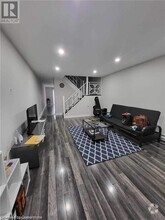 Building Photo - 8646 Willoughby Dr