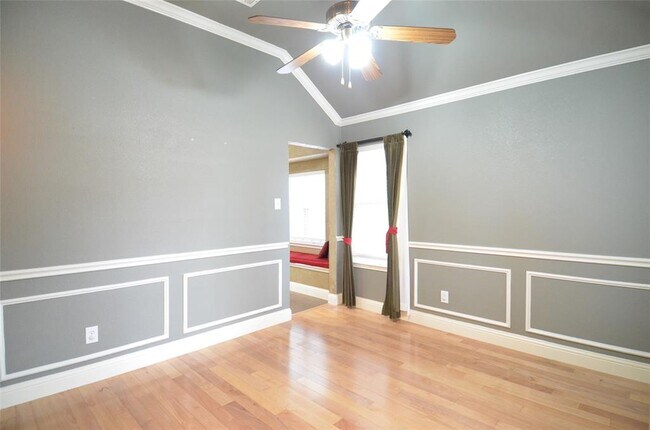 Building Photo - 6048 Durango Dr