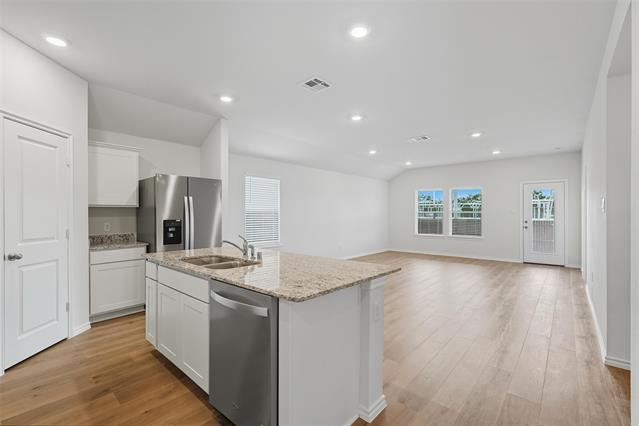 Building Photo - 110 Labein Ave