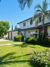 Building Photo - 1430 Lovell Ave