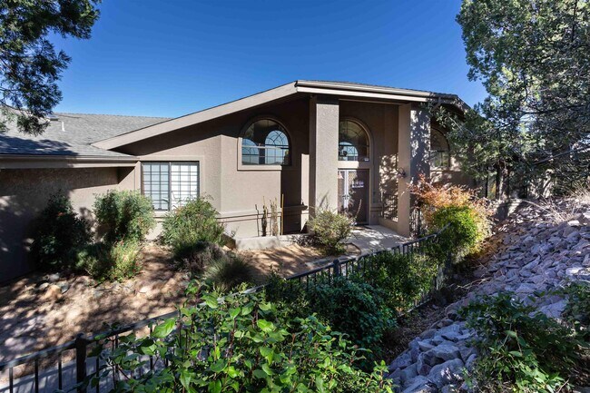 Building Photo - 1109 Northwood Loop