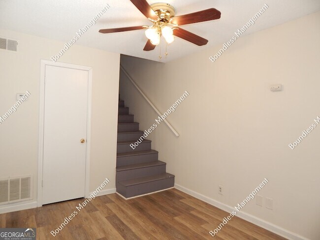 Foto del edificio - 3627 Forrest Park Rd SE
