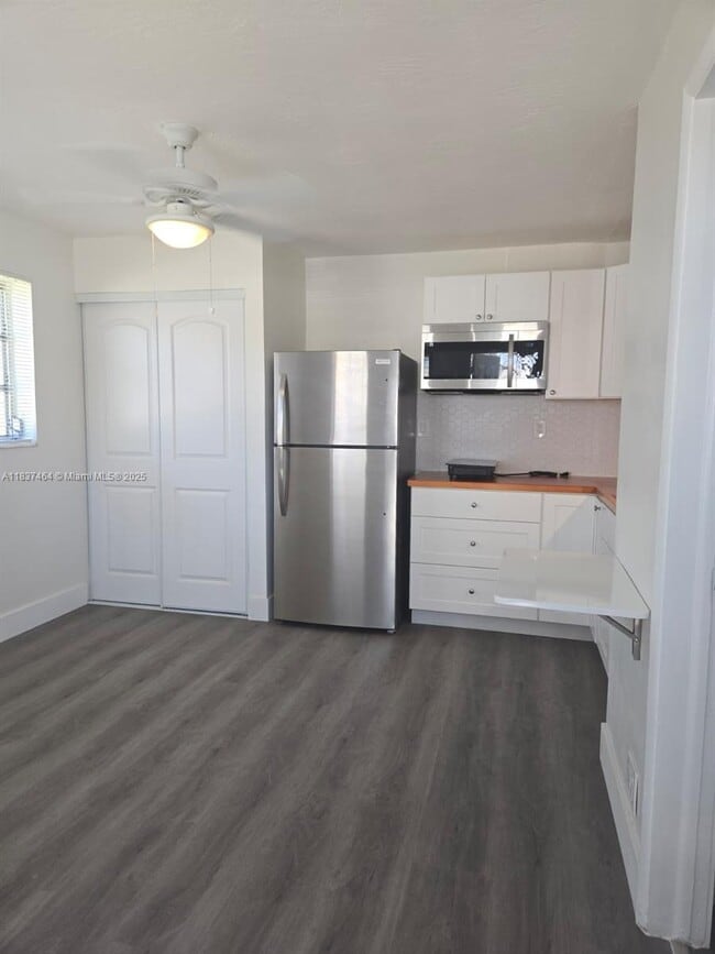 Foto del edificio - 2115 N 17th Ct