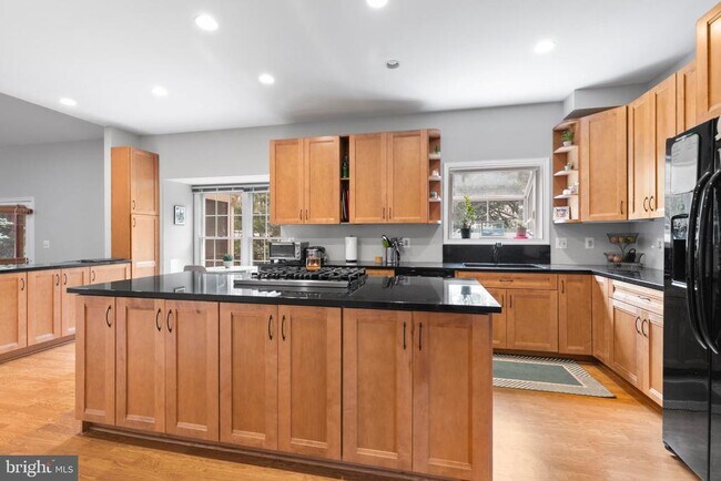 Foto del edificio - 46450 Saffron Ct