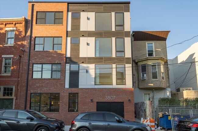 Foto del edificio - 3804 Lancaster Ave